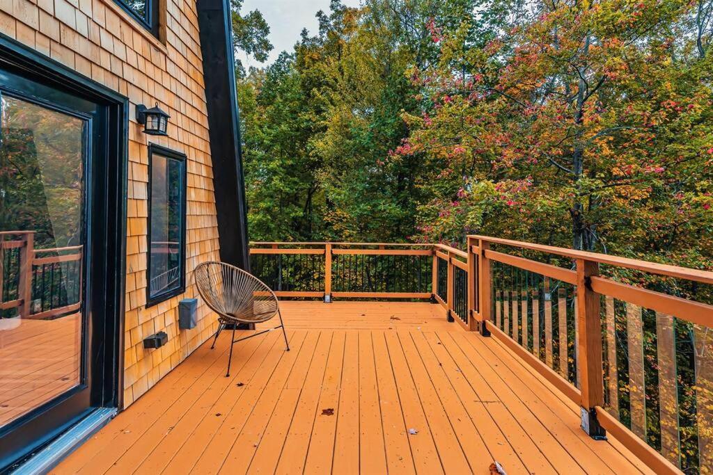 Secluded Mtn View New! 10 Mins To Gatlinburg Or Park Villa Bagian luar foto