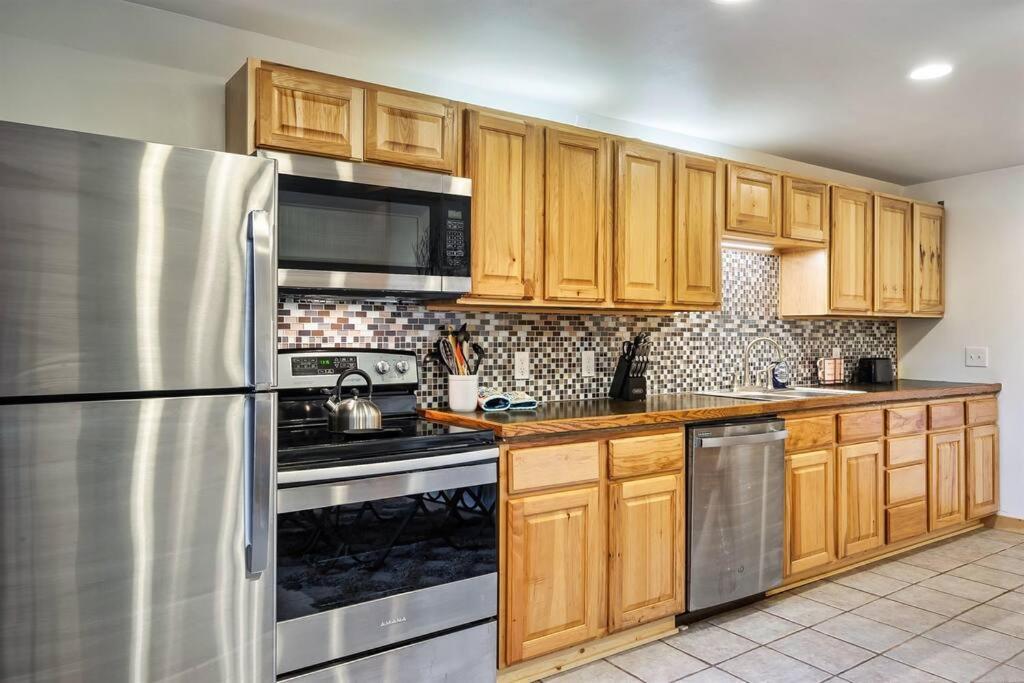 Secluded Mtn View New! 10 Mins To Gatlinburg Or Park Villa Bagian luar foto