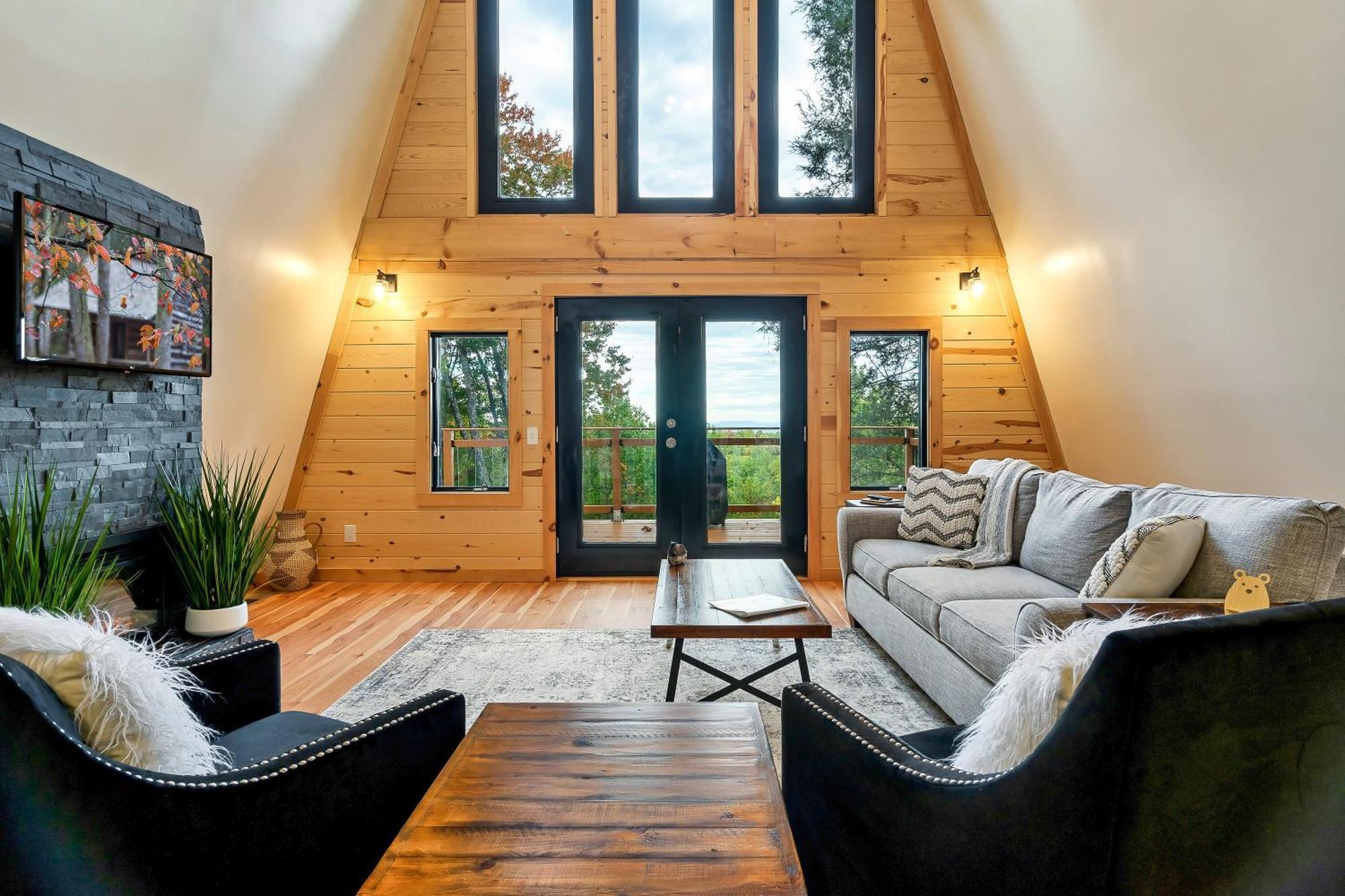 Secluded Mtn View New! 10 Mins To Gatlinburg Or Park Villa Bagian luar foto